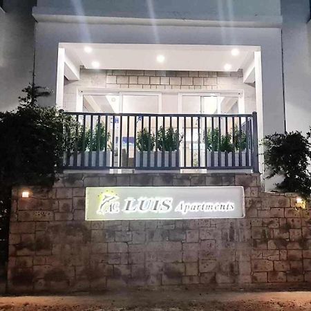 Luis Apartments มัสติคารี ภายนอก รูปภาพ