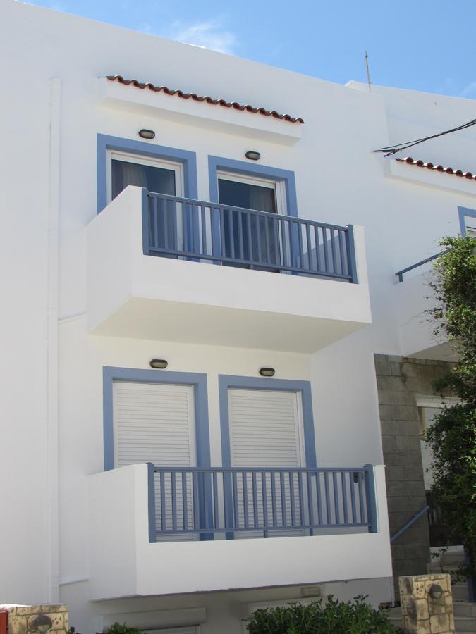 Luis Apartments มัสติคารี ภายนอก รูปภาพ